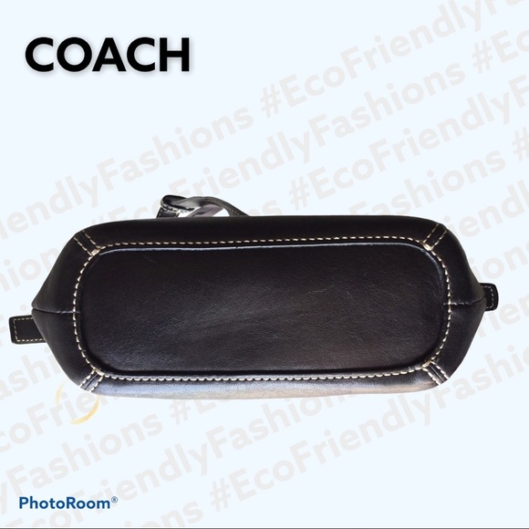 Coach Leatherwear Small Adjustable Strap Hobo - Picture 4 of 7
